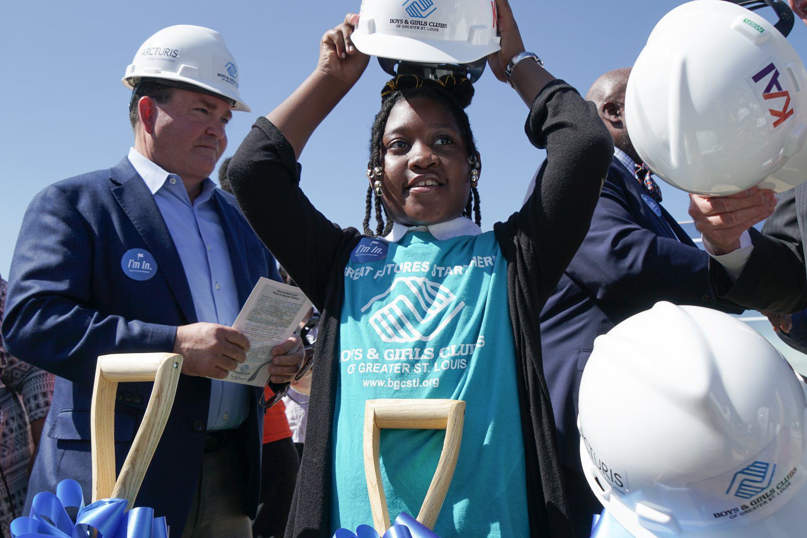 6 Groundbreaking - Photos by William Greenblatt and Lawrence Bryant.jpg